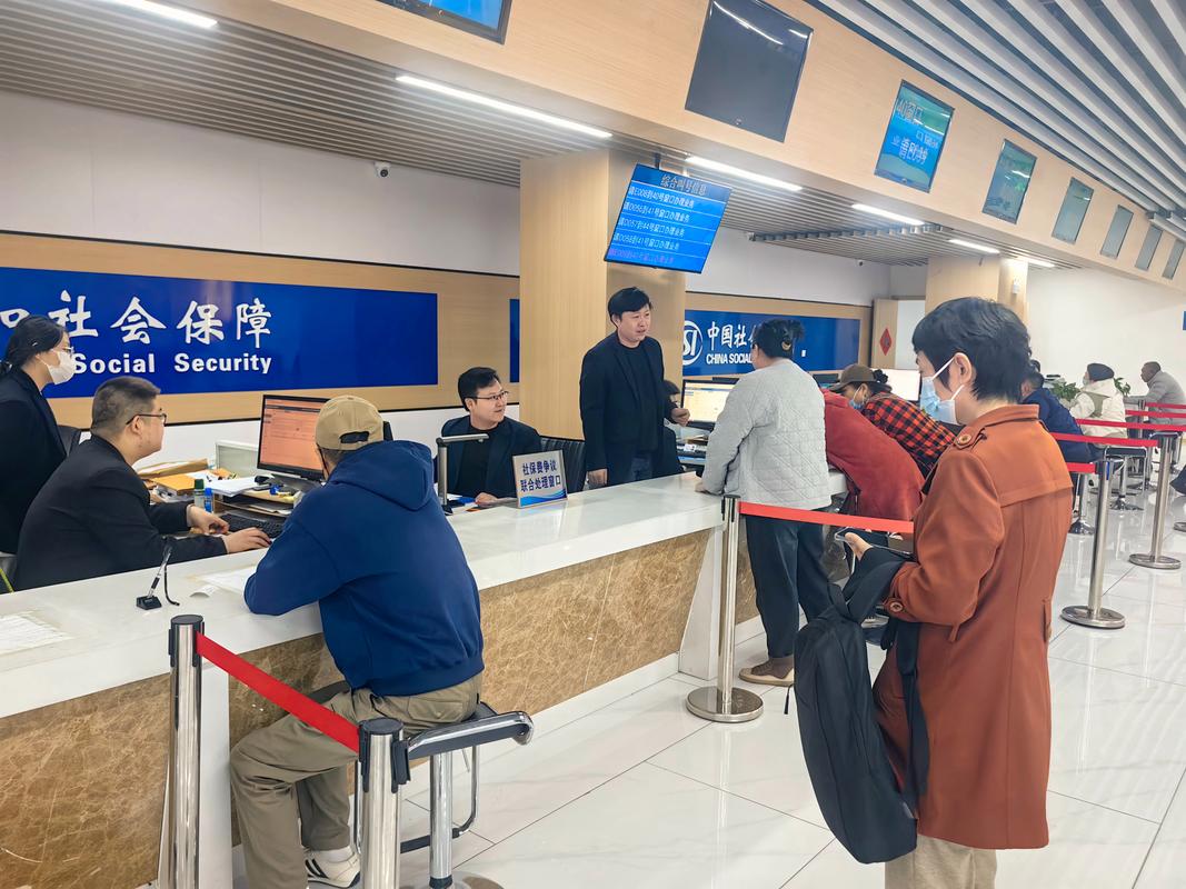 泽康搞懂医保个人账户余额取出条件，避免白跑腿