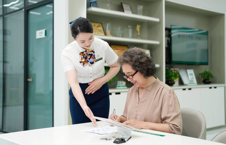 泽康医保个人账号余额取现手续费多少啊？这笔费用你要清楚